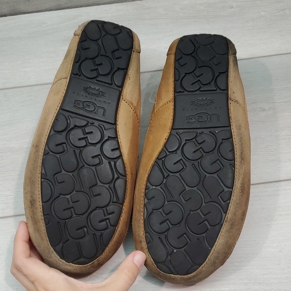 Ugg Australia Mens 5775 Leather Loafer Slippers Sheepskin shoes sz 9 main image 4